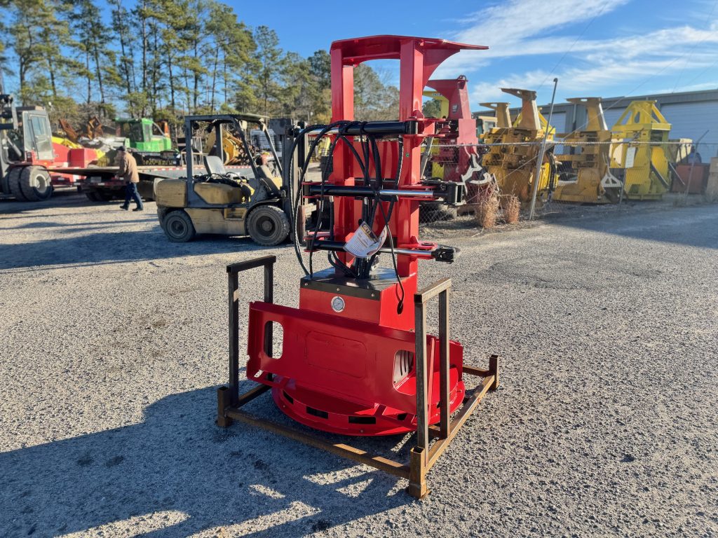2025 GIYI FB30 Skid Steer Saw Head - W & W Truck and Tractor Inc.