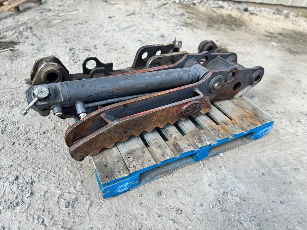 Used hydraulic excavator thumb for sale South Carolina