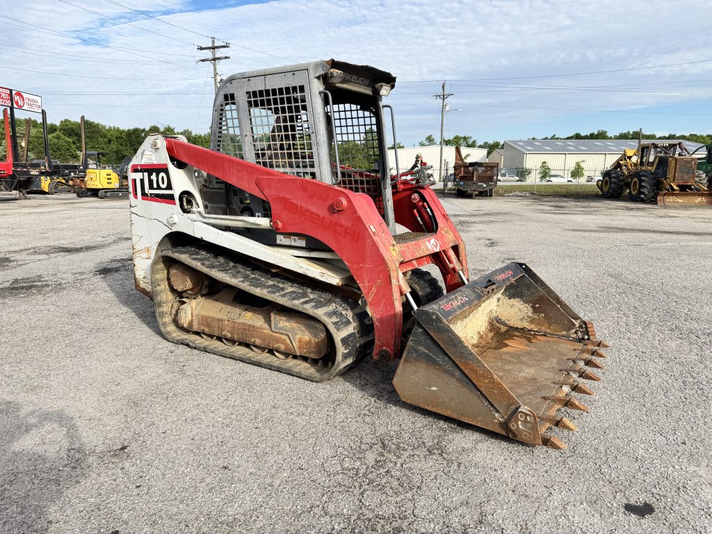 Takeuchi skid steer for sale Mt Pleasant