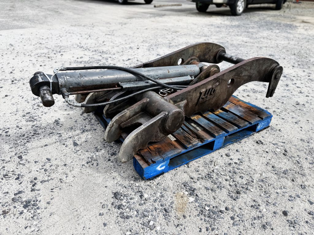 64 inch Tag hydraulic excavator thumb for sale