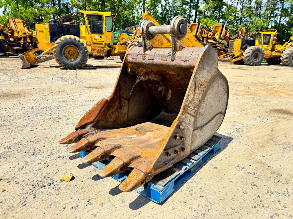 42 inch excavator bucket with 80 mm pins for sale
